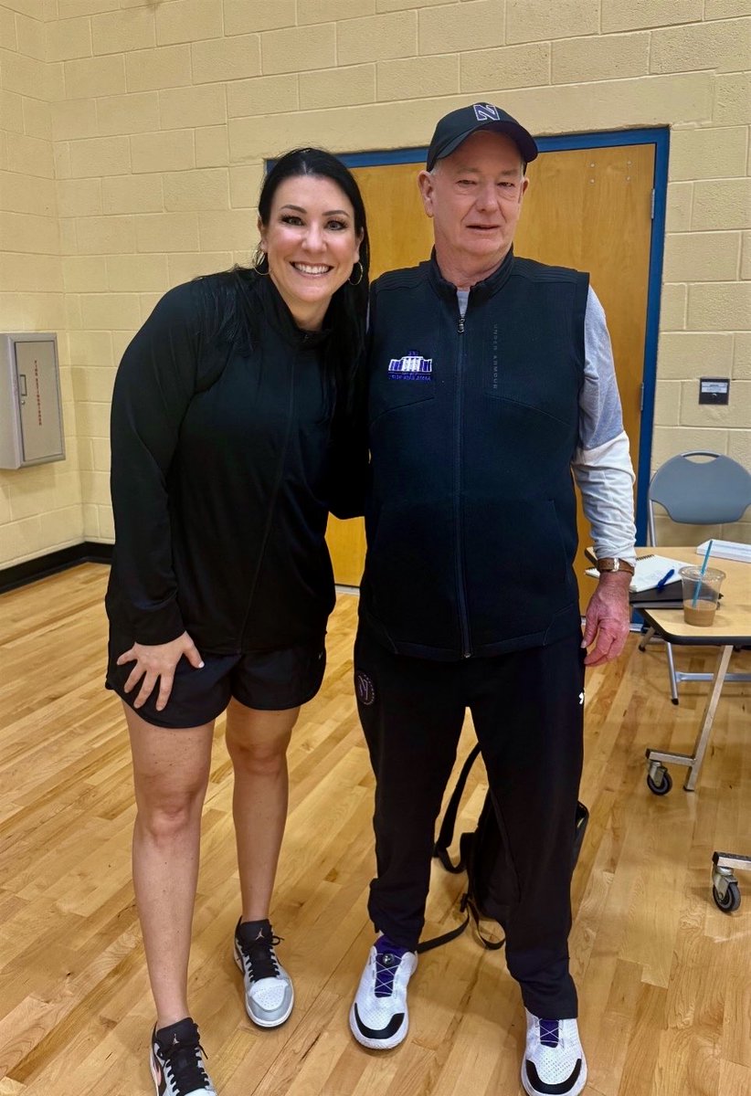 heyanneoneil's tweet photo. Congratulations to Coach Joe McKeown over 780 wins and massive impact for 40 years on the WBB world! A coaching legend with the best stories for days!! 
@Joe_McKeown750 @nuwbball https://t.co/eFE0MAQFlb