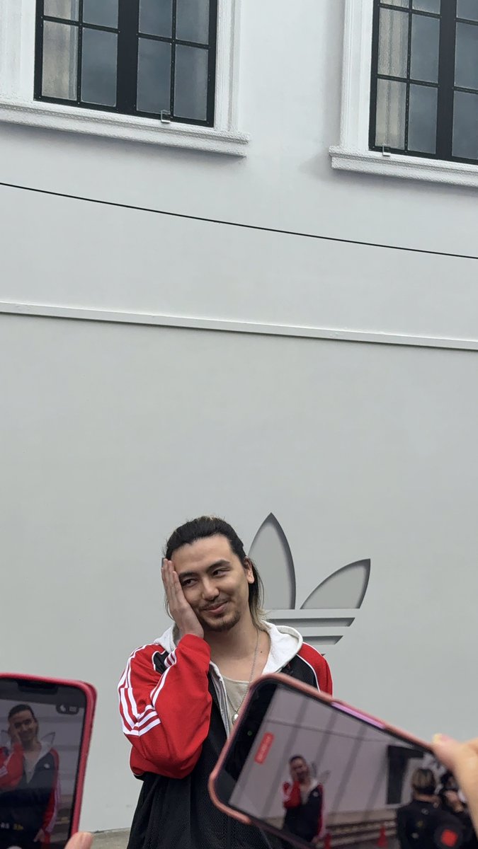 原宿の藤井風見に行ったら本人出てきて草