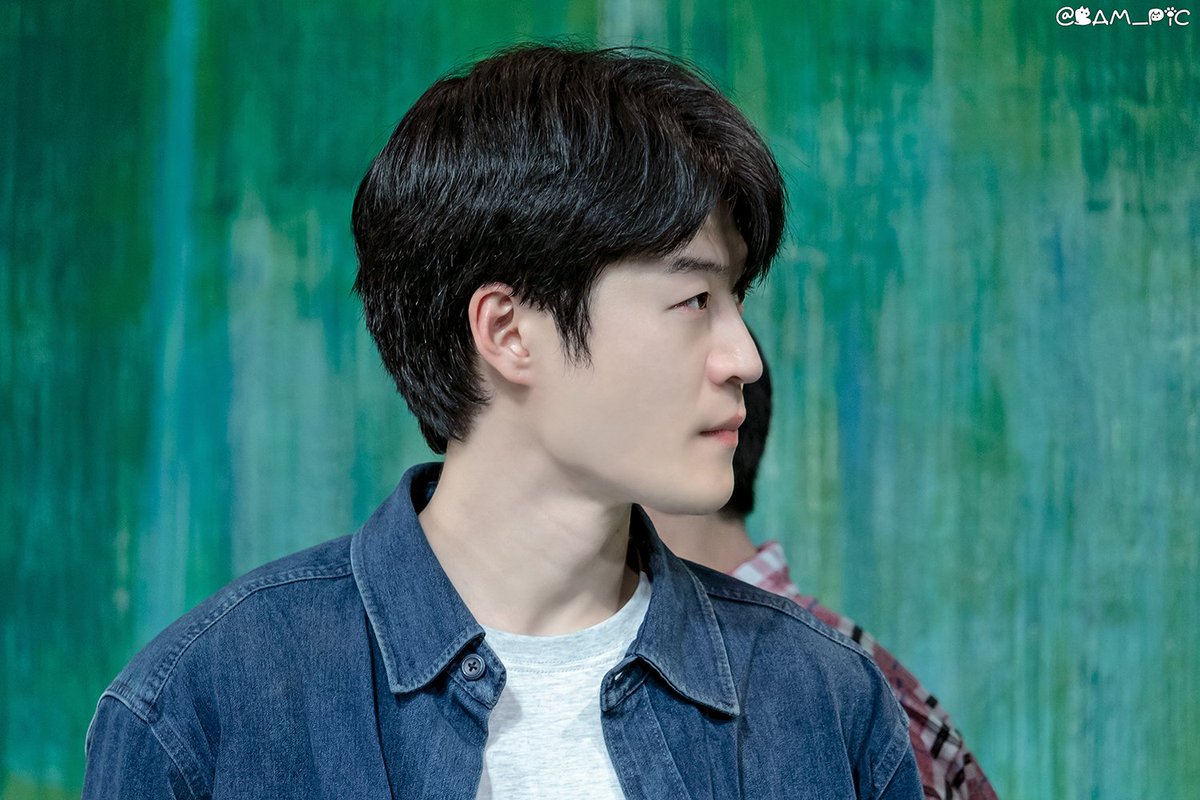 bam_pic's tweet photo. 260201 일요일 밤공 고요한, 미행 막공무인 포토타임 📷✨️

고요한役 #오경주 

- https://t.co/BfuQZAE9gH