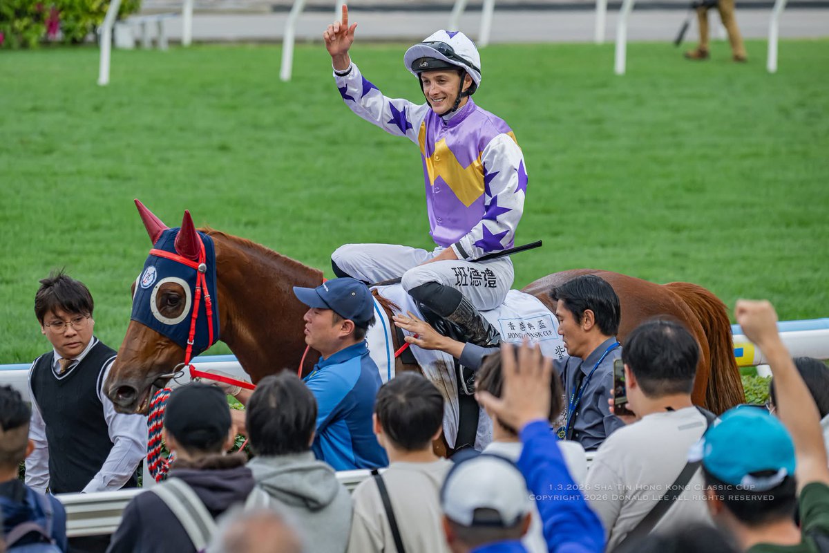 Donald Lee tweet media