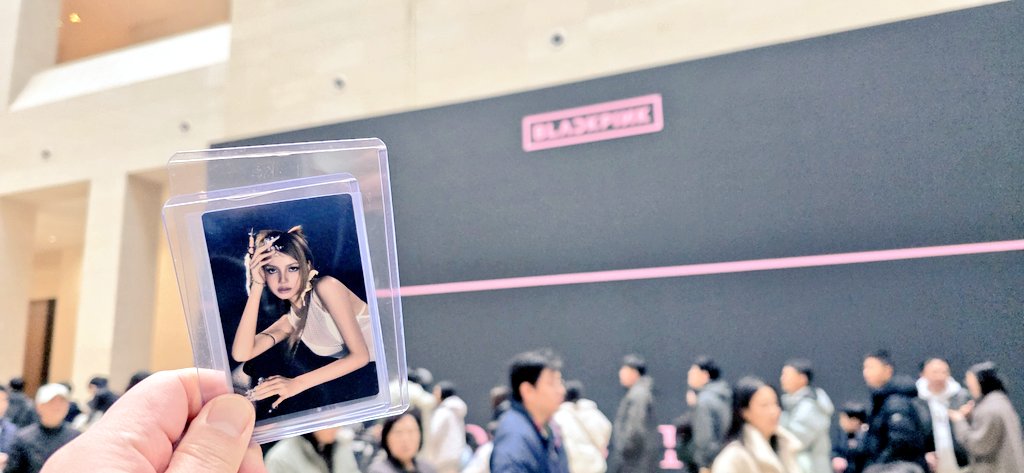 groups_all's tweet photo. 국립중앙박물관 블랙핑크 리스닝 존 B
#BLACKPINK #블랙핑크 #스포티파이  #DEADLINE https://t.co/BSJJYeV2Bl