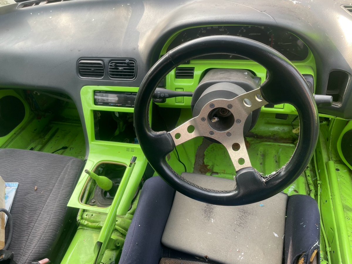 #車売ります
180sx ターボ 5速  170万円
写真2枚目の犬は付きません
エアロ類メーカーわかりません