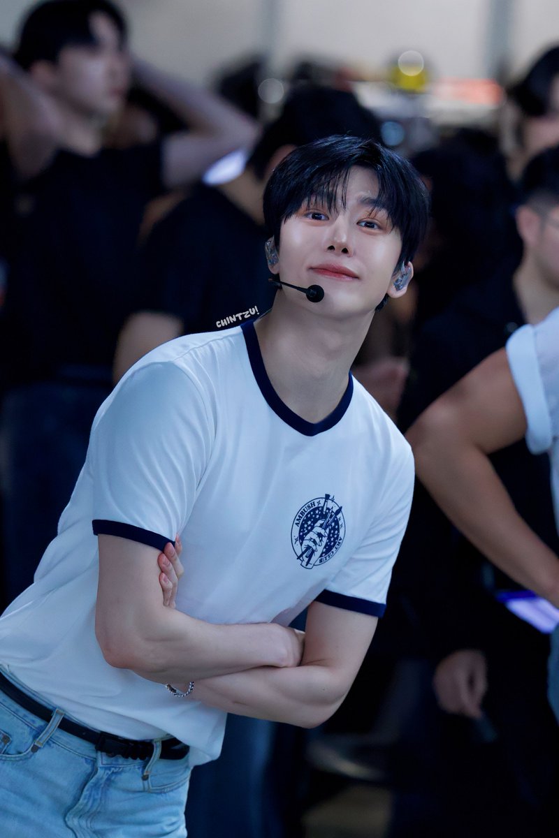 CHINTZU! tweet media