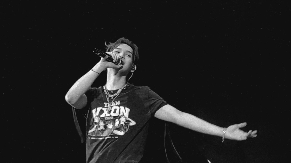 jhnlmcss's tweet photo. proud of you, @enzovince_ ♡

VXON KALAWAKAN SA SKYDOME
#VXONKalawakan 
#VXONFirstConcert 
#VXON https://t.co/5z3LT84IGh