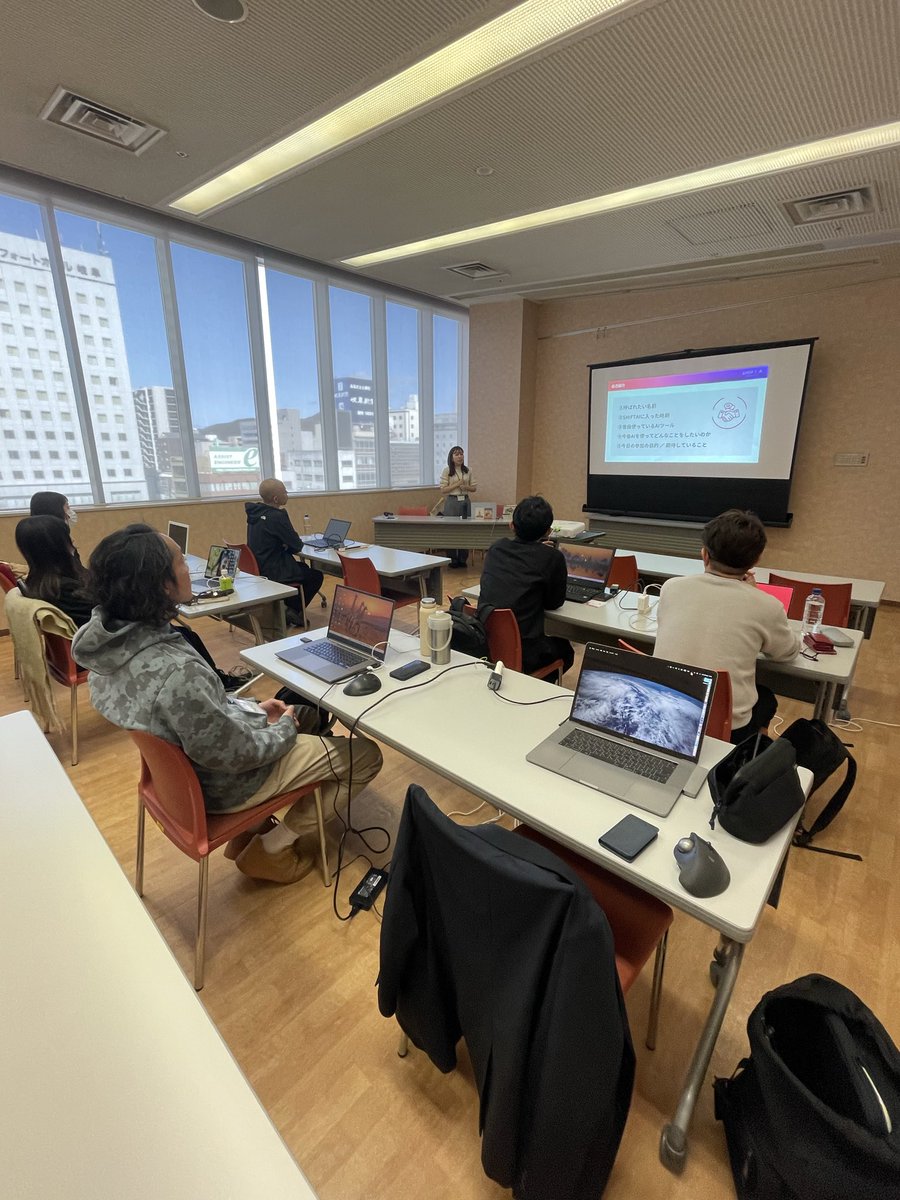 ko_aiinstructor's tweet photo. 2/28(土)「ゆるっと作業会 in 岐阜」の運営を担当させていただきました💻✨
今回のテーマは【antigravityの環境構築〜HP作成】
岐阜で最新のAI情報をオフラインでキャッチできる場として、今後もぜひご活用ください🙌

#shiftai  #ゆるっと作業会  #47PROJECT https://t.co/HUZ38AOsJa