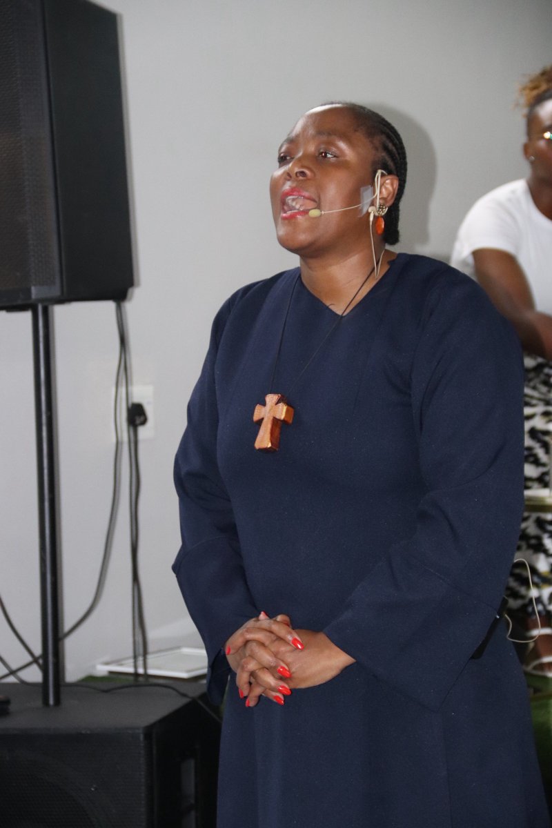 PhumzilePhago's tweet photo. PREACHING ON SABC THOBELA FM THIS WEEK!
Please join us this week from Monday to Saturday at 4:55am and on Sunday at 5:30am on SABC Thobela FM. We will be preaching about the importance of prayer. 

Please Tune in:
📱 SABC Plus App
📻 87.6 - 92.1 FM
📺 DSTV Channel 815

If you missed the sermons or want replays, ask Thobela FM to hook you up! If you don’t win, then check Phumzile Phago’s WhatsApp Channel https://t.co/geiOrF7kBe