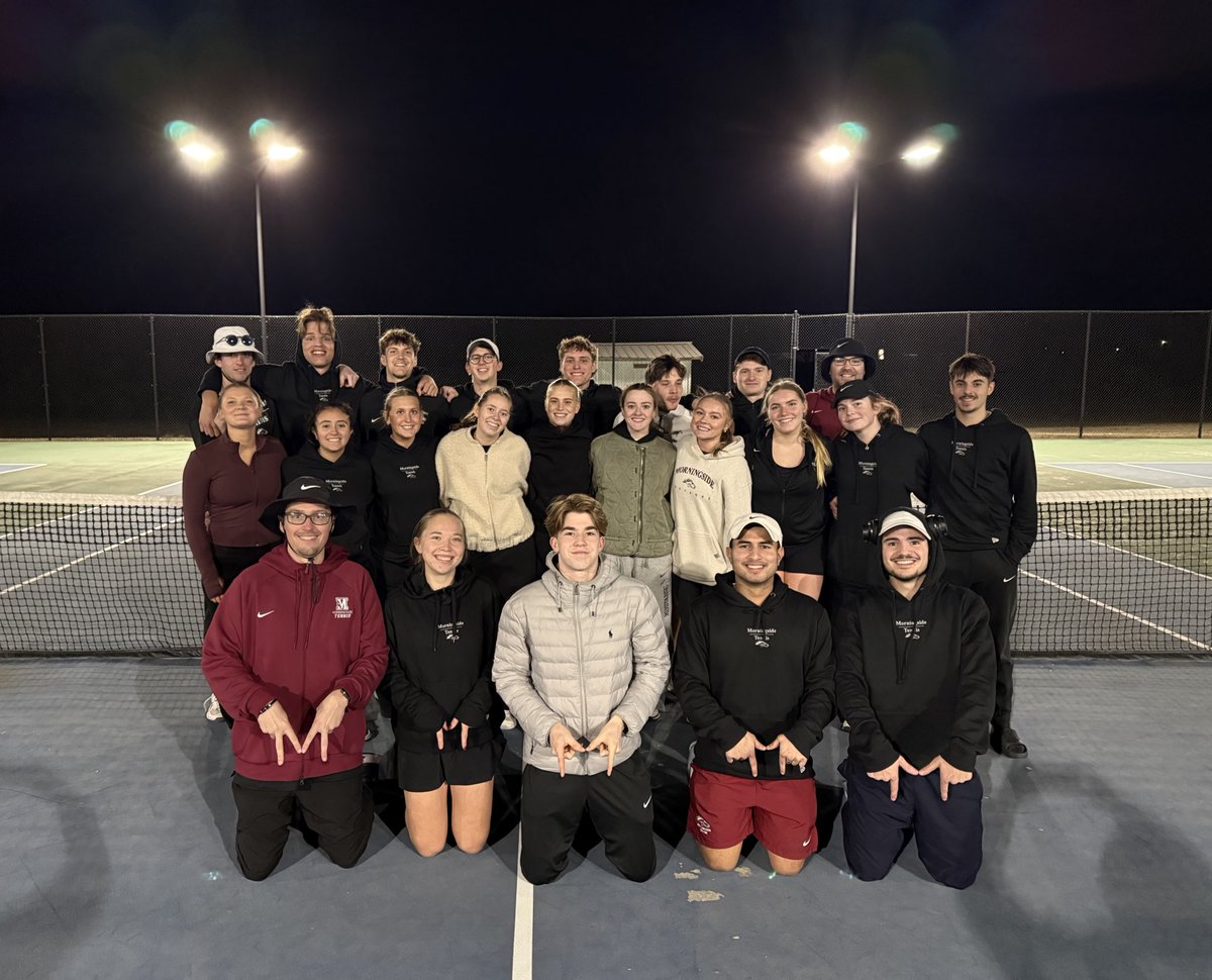 MsideUTennis's tweet image. GIDDY UP, TENNESSEE. 🐎

Walk-off win against another top 25 team for the men. 
Fourth clean sweep in a row for the women. 
2-0 start to our trip. 

We are back on the courts tomorrow! #CoffeeCulture #CrazyCrumbs #HandleHard #Family #MaroonAndWhite