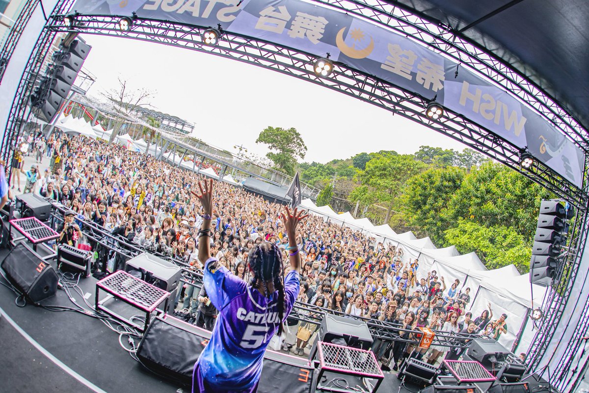 PiscoBand's tweet photo. 毎年春が来る前に、台中の海線にある小さな町「清水」で開催される《浮現祭》に参加できるのは、本当に幸せなこと。

一緒に踊ってくれたみんな、ありがとう。 https://t.co/Ati9Kt4Nig