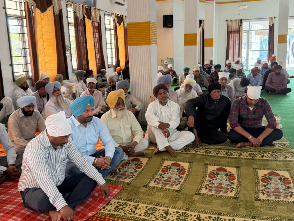 Ranjitpalpunjab's tweet photo. ਕੱਲ੍ਹ ਪਿੰਡ ਨਾਨੂ ਮਾਜਰਾ, ਸੈਕਟਰ-86 ਮੋਹਾਲੀ ਵਿਖੇ ਸ: ਹਰਦੀਪ ਸਿੰਘ ਜੀ (ਸੰਭਾਲਕੀ) ਦੀ ਅੰਤਿਮ ਅਰਦਾਸ ਵਿੱਚ ਸ਼ਾਮਿਲ ਹੋ ਕੇ ਅਕਾਲ ਪੁਰਖ ਅੱਗੇ ਉਨ੍ਹਾਂ ਦੀ ਆਤਮਿਕ ਸ਼ਾਂਤੀ ਲਈ ਅਰਦਾਸ ਕੀਤੀ।
#Condolences #FinalPrayer #RestInPeace #Waheguru
#ranjitpalsinghpunjab
@AamAadmiParty @AAPPunjab https://t.co/jP3A7ea1KL