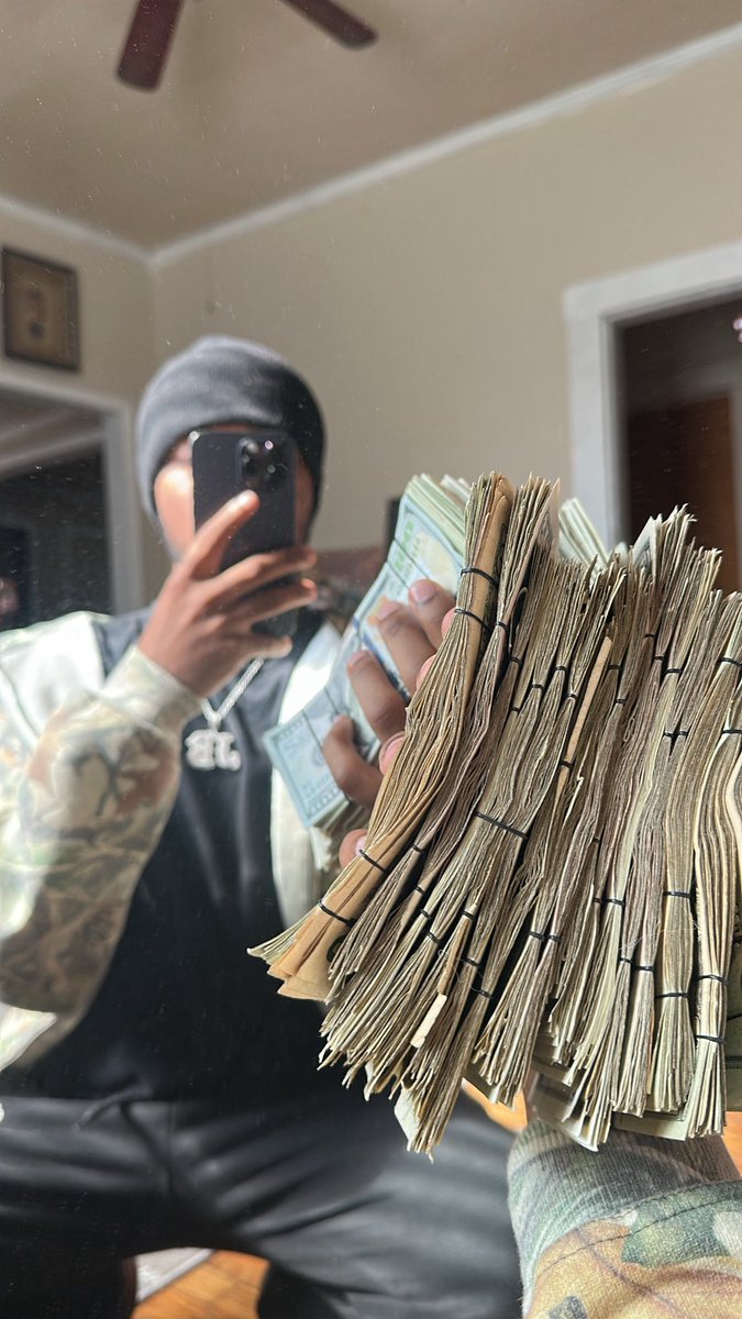 jbwydd's tweet photo. let the M in March stand for Money https://t.co/BM1SeYSTvk