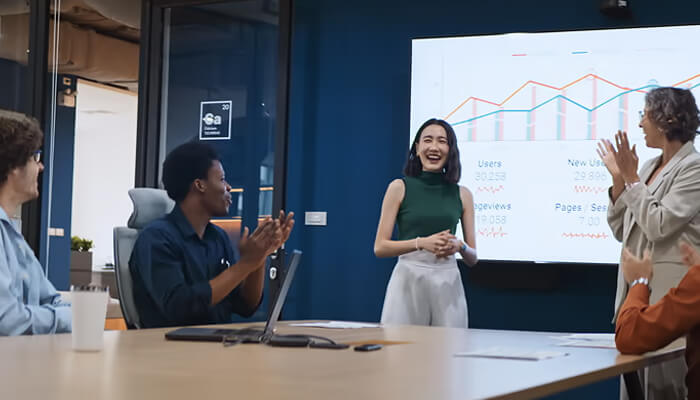 TycoonStoryCo's tweet photo. Growth is more than just flashy headlines. Successful high-growth companies thrive behind the scenes with hidden systems like automation, data centralization, and platform thinking.
https://t.co/eiZrBrZgmx
#hiddensystems #highgrowthcompanies @zapier @airtable https://t.co/9BuOfdjKOA