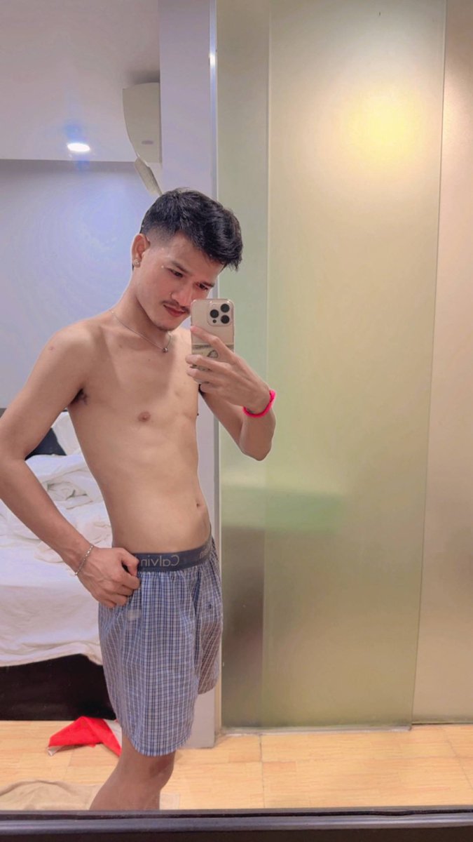 sovanneth11's tweet photo. ល្មមអត់ប៉ុននឹងបើokឆាតមកទាន់ទំនេរ
@vaneth12345 https://t.co/Hht48t3Pgn