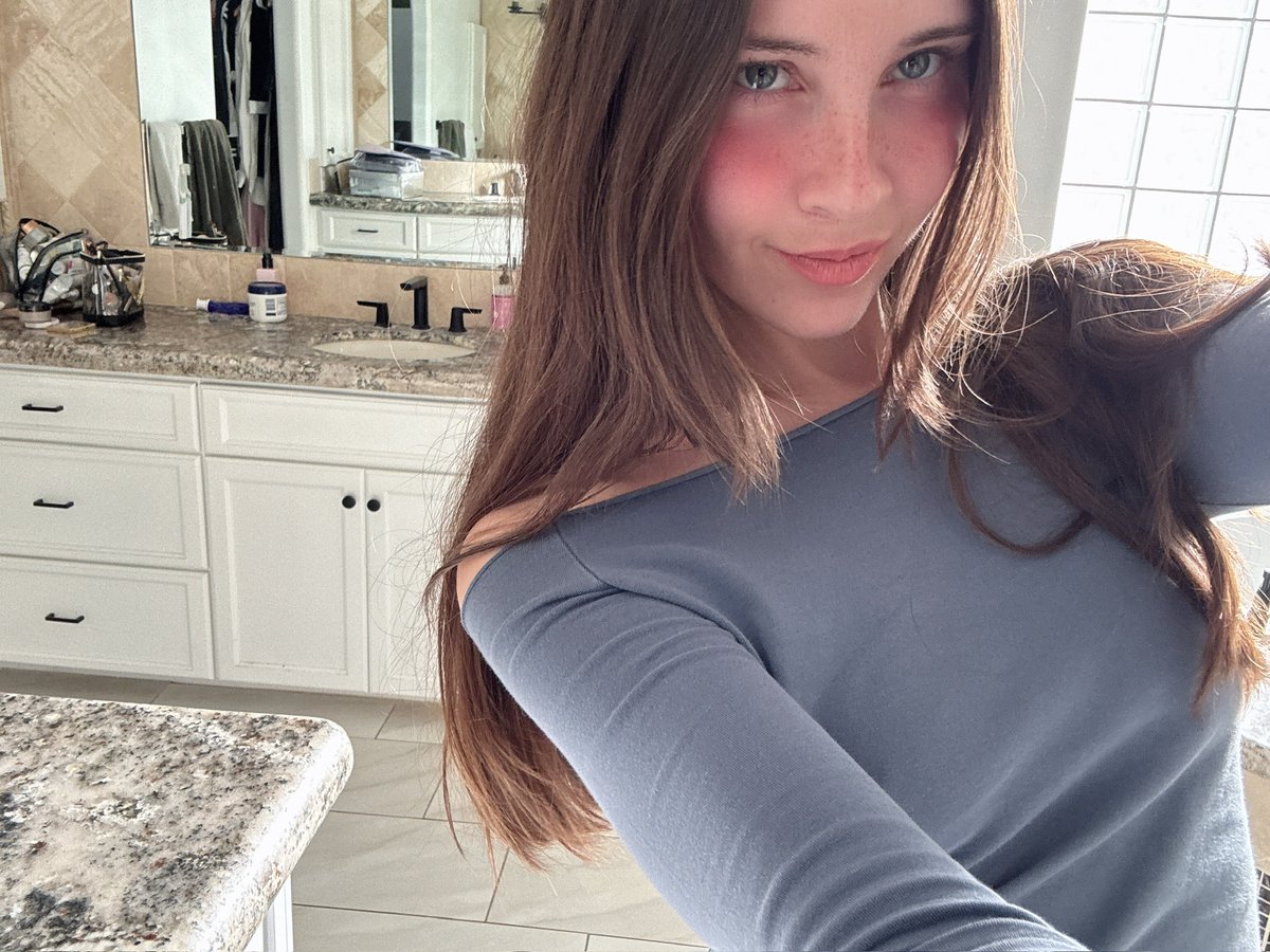 sunny ray tweet media