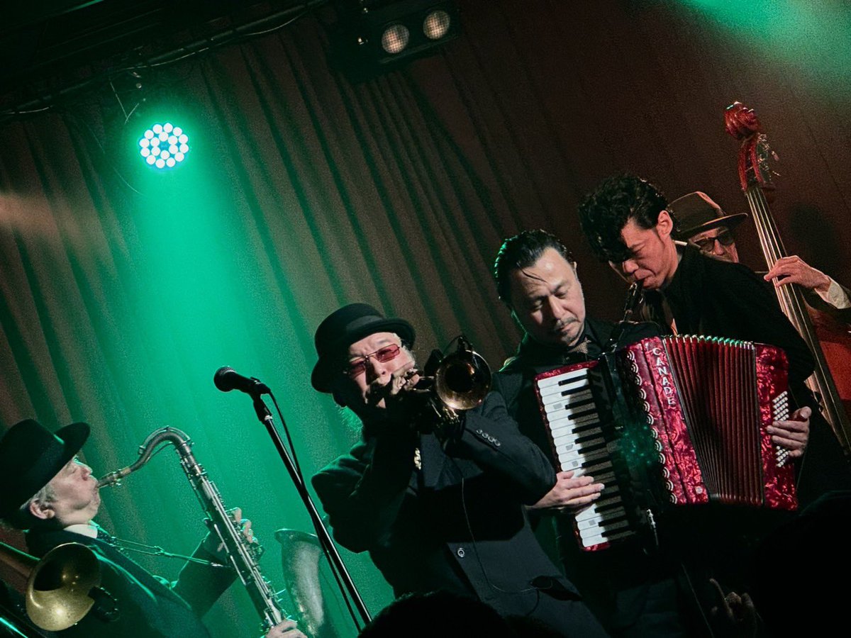 勝手にしやがれ tweet media