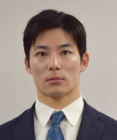 tanakaseiji15's tweet photo. コイツは！
最初から怪しいと思っていた！
知事になった途端に！
外国人優遇政策！
こんな！クズを応援した！
参政党は猛省せよ！
二度と！こんな奴は応援するな！ https://t.co/ntXyNDMzdL