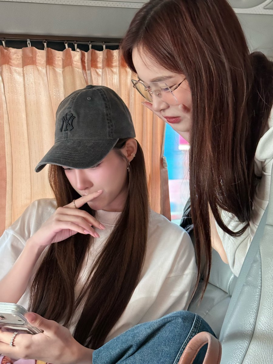 ย้ายมานั่งด้วยกันเลยมั้ยคะ พี่แสงไปเอง 🫡
#TKNur
#nurdesoraya
#TKphinyanech