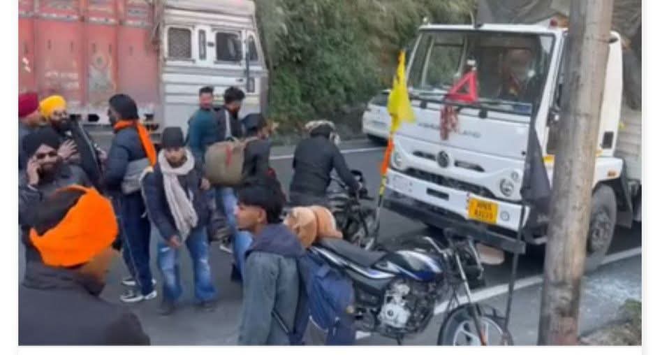 rabishpost's tweet image. पंडोह सड़क हादसा: ट्रक की टक्कर से अमृतसर के युवक की मौत, मणिकर्ण जा रहा था बाइक सवार, सिर आया टायर के नीचे #pandoh #manikaran #manikarnikaghat