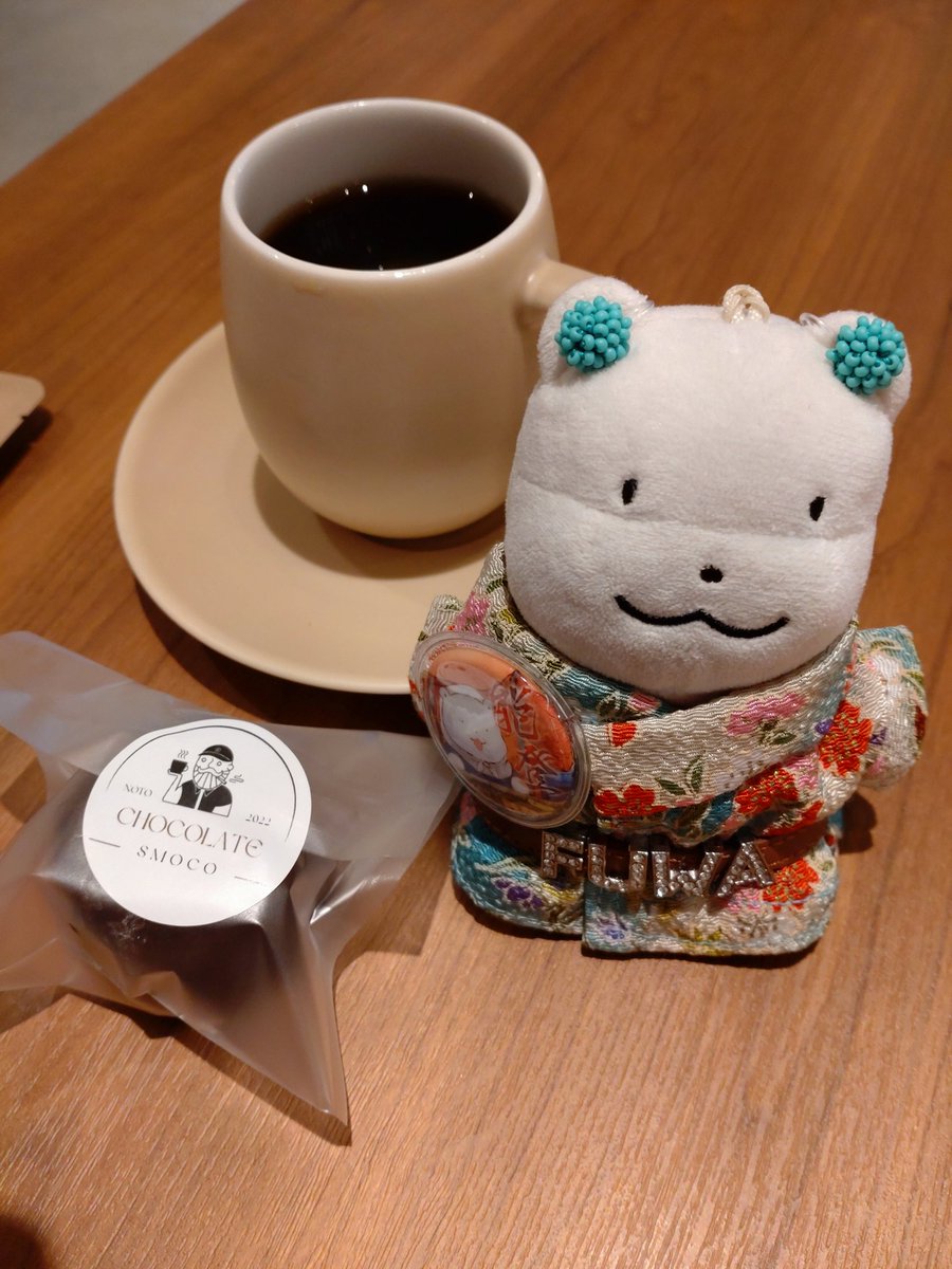 suzuanego's tweet photo. #ふわふわのくま #珠洲 #能登 #のと活 #ぬい活 #能登デスクさんと行く能登バスツアー #SMOCO
くまさん 『NOTOMORI』で ひといき ついたの どりっぱっくこーひーも はんばいしてるから かえってから のむの たのしみなの ふわふわ https://t.co/fSdyknCsPE