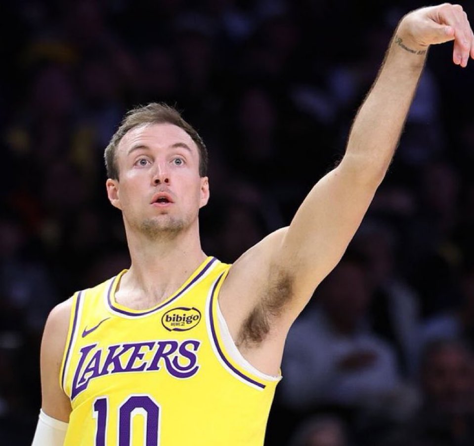 LakersMuse tweet media