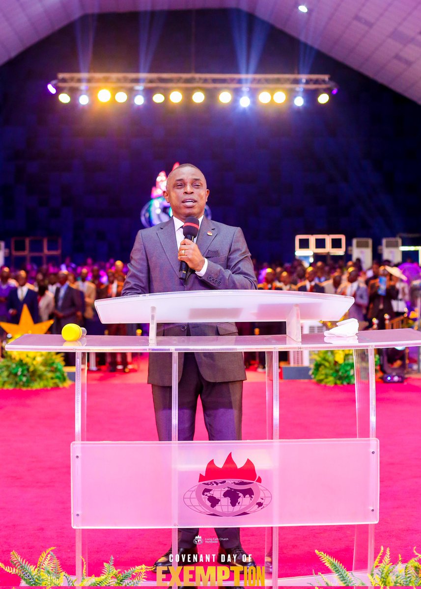 LFCBENIN's tweet image. A Powerful Word Session at our Covenant Day of Exemption Service blessed the congregation 

#Wordsession
#CovenantDayofExemption
#LfcSapeleroadBeninCity