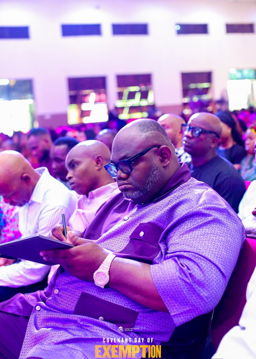 LFCBENIN's tweet image. A Powerful Word Session at our Covenant Day of Exemption Service blessed the congregation 

#Wordsession
#CovenantDayofExemption
#LfcSapeleroadBeninCity