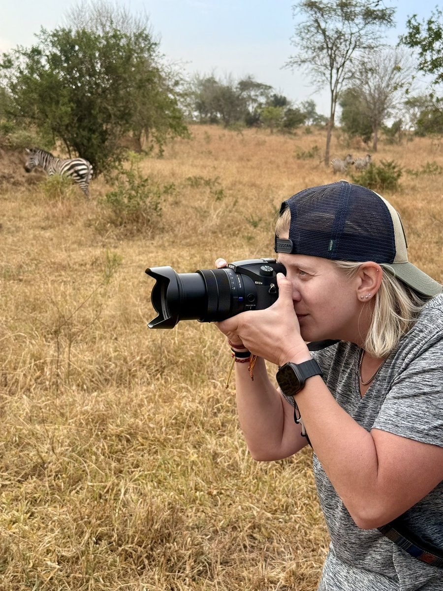 DeeMagicGurl tweet media