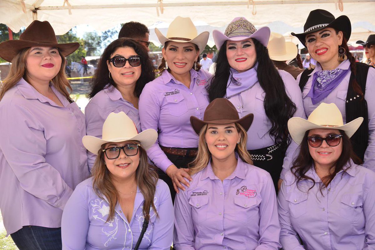 Qué gusto haber sido parte de la “16a Cabalgata con Aroma de Mujer” en el sur de Sonora, junto a muchas mujeres y la cual dedicamos a nuestro querido amigo Serge Enríquez 🐴🙋🏻‍♀️

Mi reconocimiento y felicitación a las organizadoras de este tradicional encuentro de identidad
