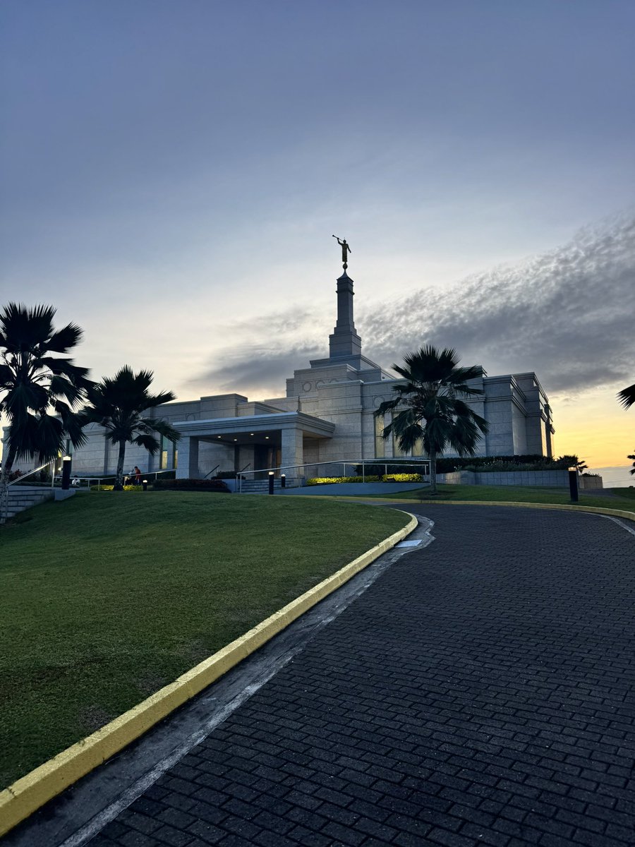 ZSutt96's tweet photo. @j_divis Suva Fiji https://t.co/77GvoC8jaK