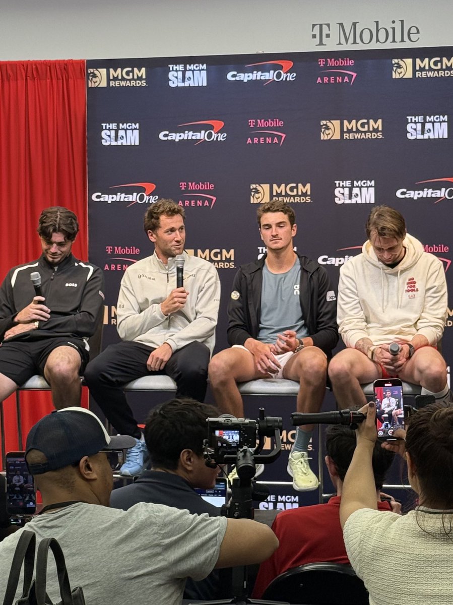 Blair Henley tweet media