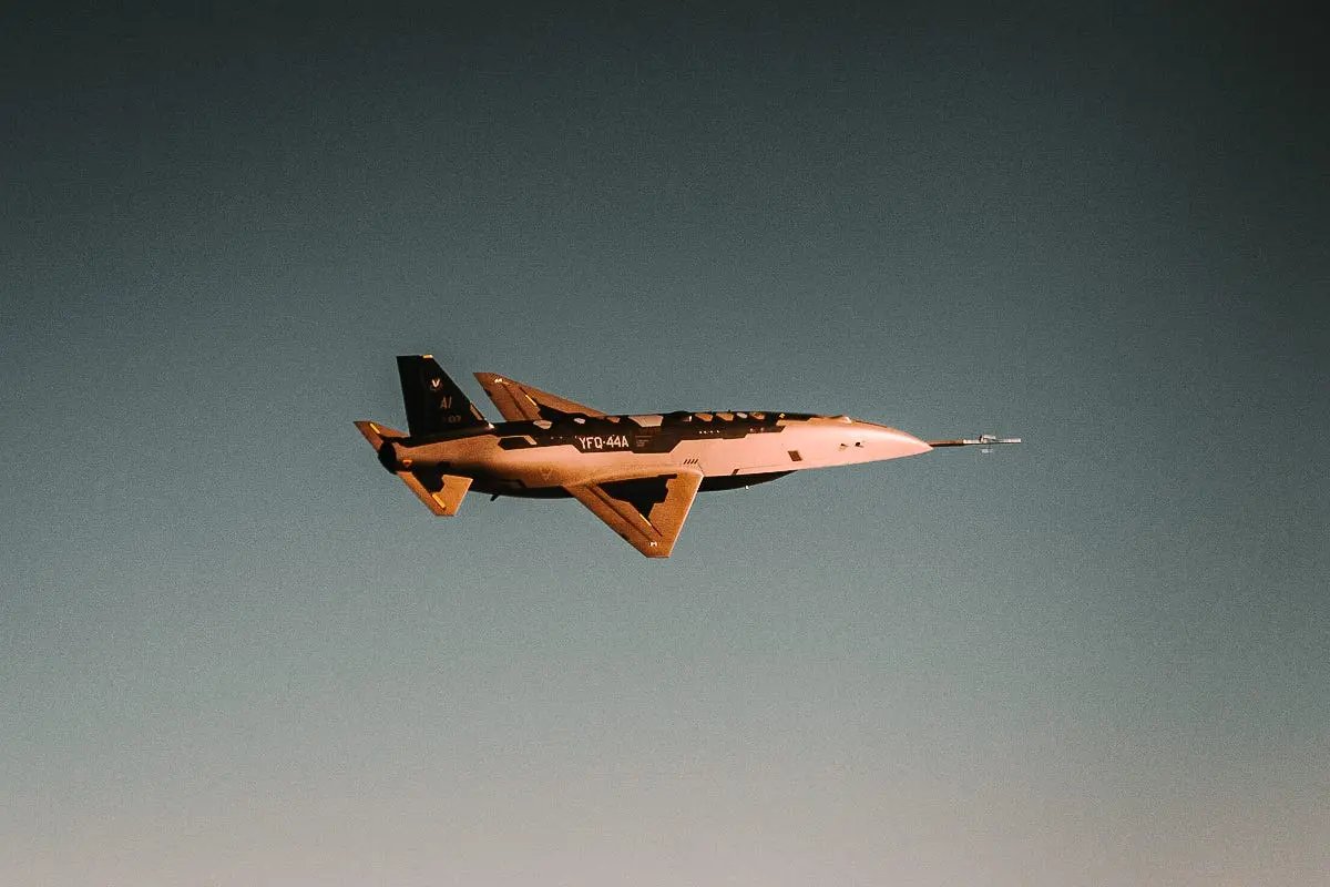 Palmer Luckey (@palmerluckey) on Twitter photo 