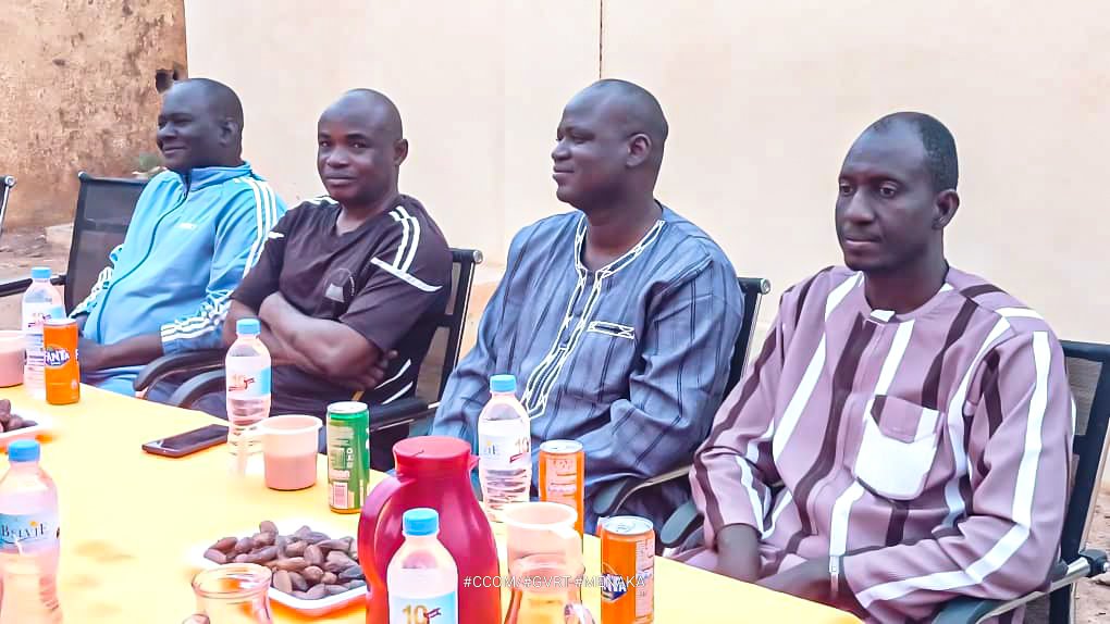 MenakaMali38162's tweet photo. #Ménaka 🇲🇱// Actualités//Sounkalo Solidarité//
Dans le cadre de la poursuite de Sounkalo Solidarité, le Colonel major Lanzeni Konaté Gouverneur de la région de Ménaka a offert une rupture collective à ses collègues au gouvernorat de région.
#CCOM/#GVRT-#MENAKA https://t.co/sNHD0f2PUr