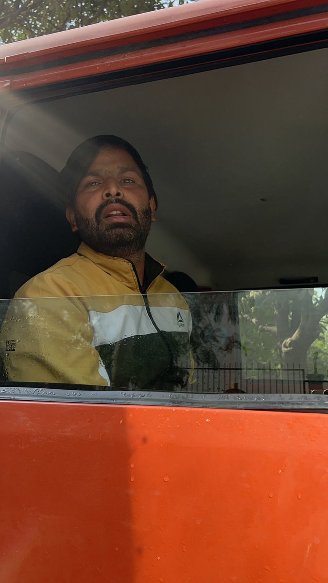 Sec50Antriksh's tweet photo. @CMOfficeUP @noida_authority cannot fix the road for last 1 year but wants to do eye wash by watering the road driving wrong side and stopping traffic at the peak office hour. Would @noidapolice take action? 

@dmgbnagar @CMOfficeUP @myogioffice @myogiadityanath @PankajSinghBJP @PMOIndia https://t.co/HrDn0J4fdn