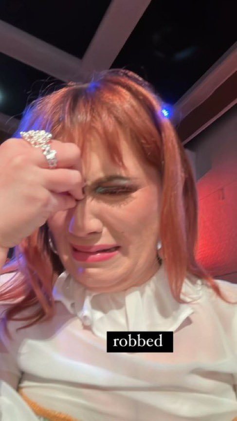 allurequinn's tweet photo. it’s an ongoing joke… she’s actually a real funny woman😭😭 https://t.co/HxiFXiTVYw