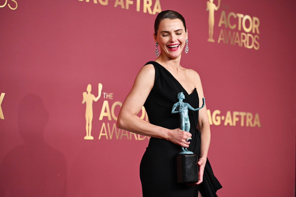 eaganhelena's tweet image. actor award winning actress keri russell ❤️‍🔥