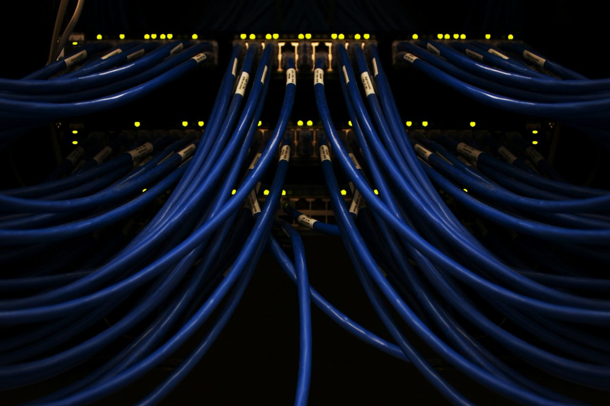 talonx's tweet photo. On October 20th 2025, your monitoring tools were down. So were your on-call alerts. So were many online classrooms, developer tooling, cybersecurity platforms. Here's what we found when we tracked hundreds of SaaS providers through the AWS outage.

AWS in 2025

- Had 38 outages across services and regions

- Saw its average monthly MTTR go up in Q3 compared to Q1 and Q2

- Saw its us-east-1 region face the highest number of outages

- Triggered outages across thousands of SaaS providers with the Oct 20th outage (~15 hours), with some of them lasting longer than a day.

Read the complete AWS Outage Report 2025 on the IncidentHub blog.