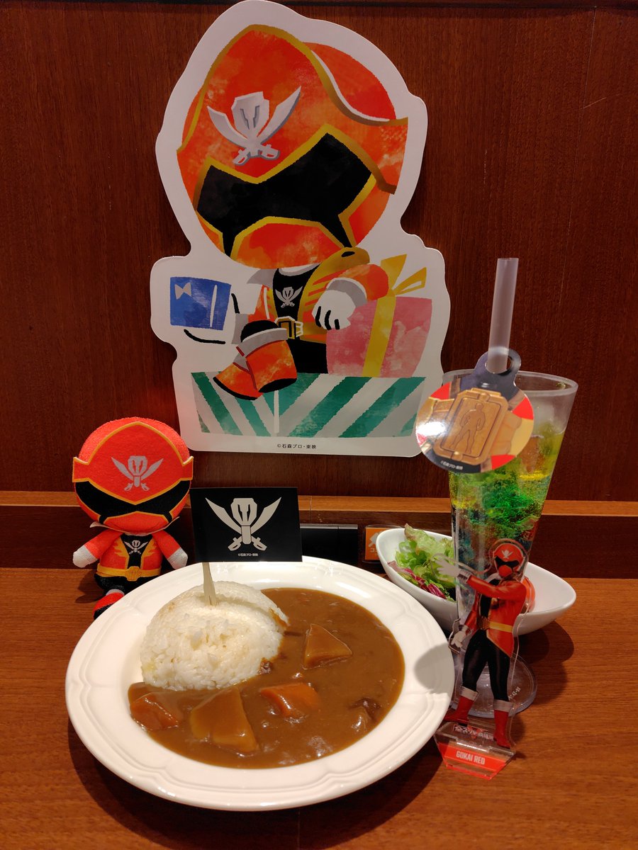 Yoake_71's tweet photo. 先日、戦隊のスイパラコラボ行ってきました！ https://t.co/EbMzRbVvrB