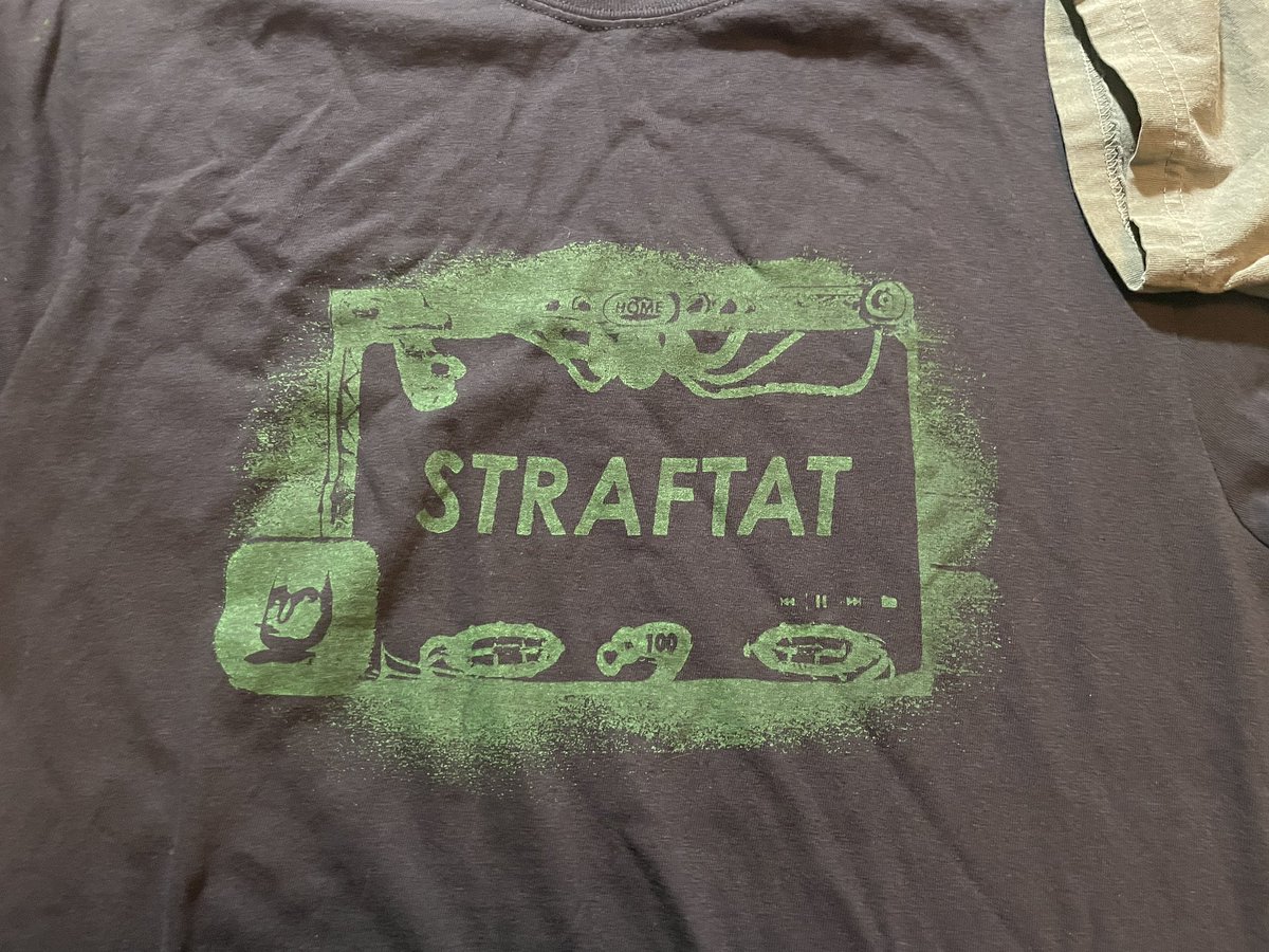 busquic's tweet photo. Made some Straftat shirts

Ink was less opaque than I thought. Might try and print them again but with a white underbase so the color pops more, the olive one is kinda rough 

@GlvGalv https://t.co/xcsNtYDfHR
