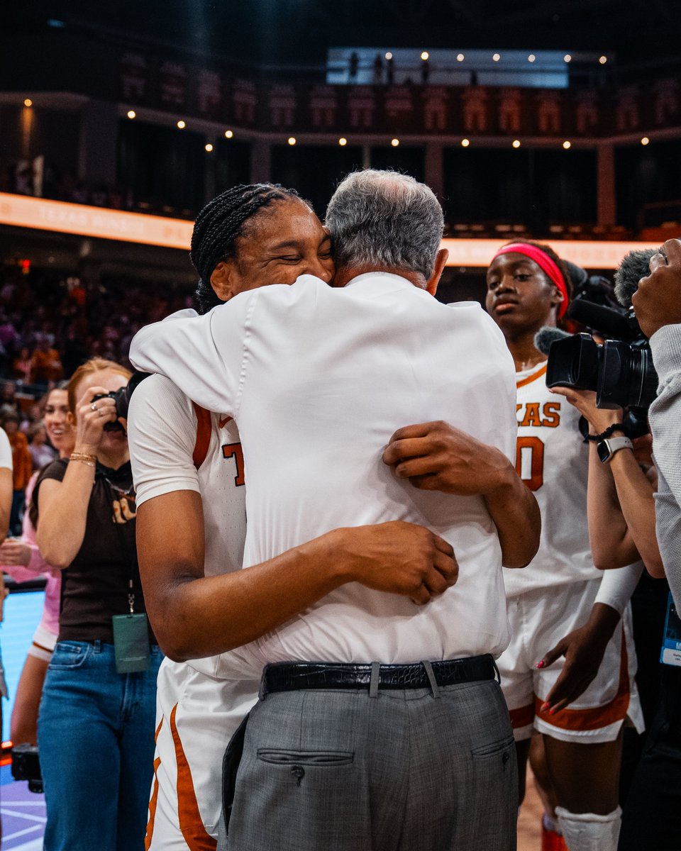 Texas Women's Basketball tweet media