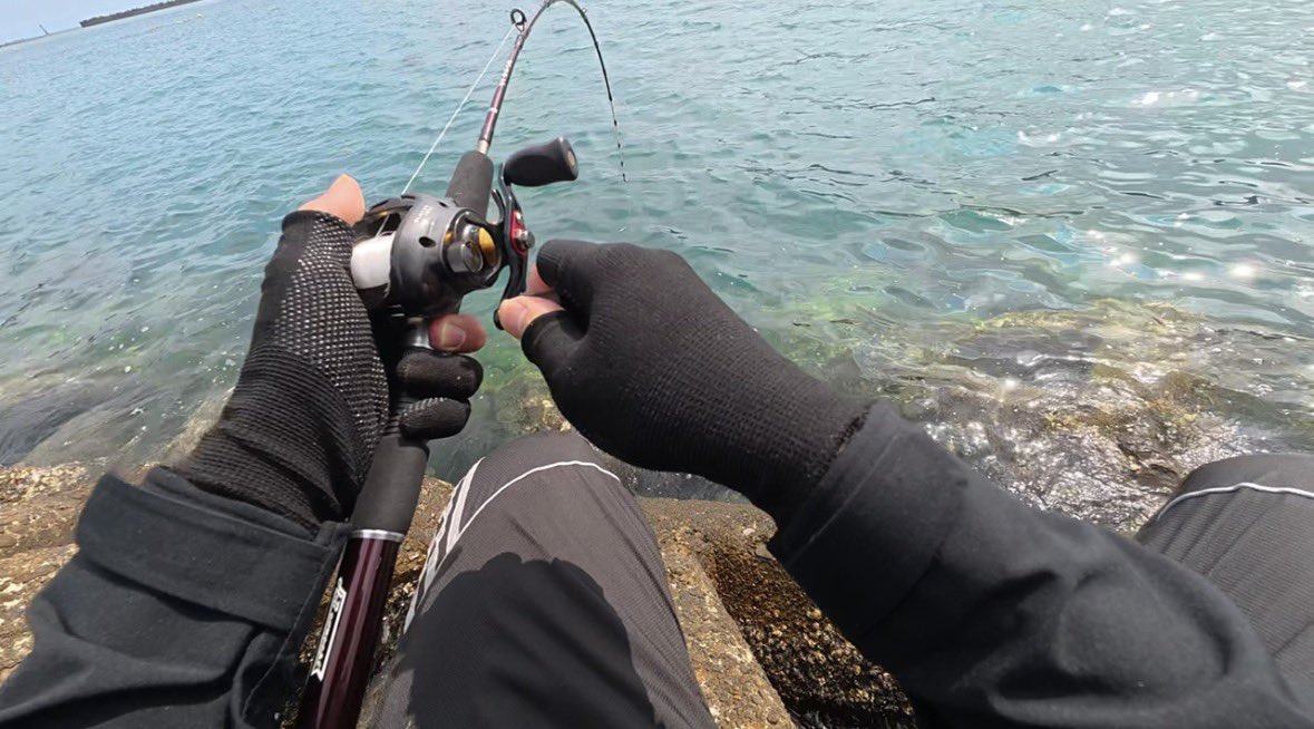 Rsfishin9's tweet photo. 穴釣りの動画投稿しています。

最近天候が悪く穴釣りへしか行けていない現状です。
ですが、釣りができるだけで感謝✌️

https://t.co/MPatBLYMtP

#穴釣り　#カサゴ https://t.co/unB1Mpdh7d