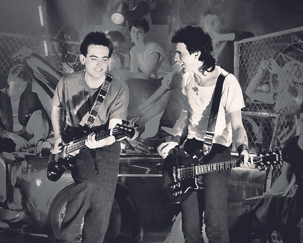 Robert And Simon Daily tweet media