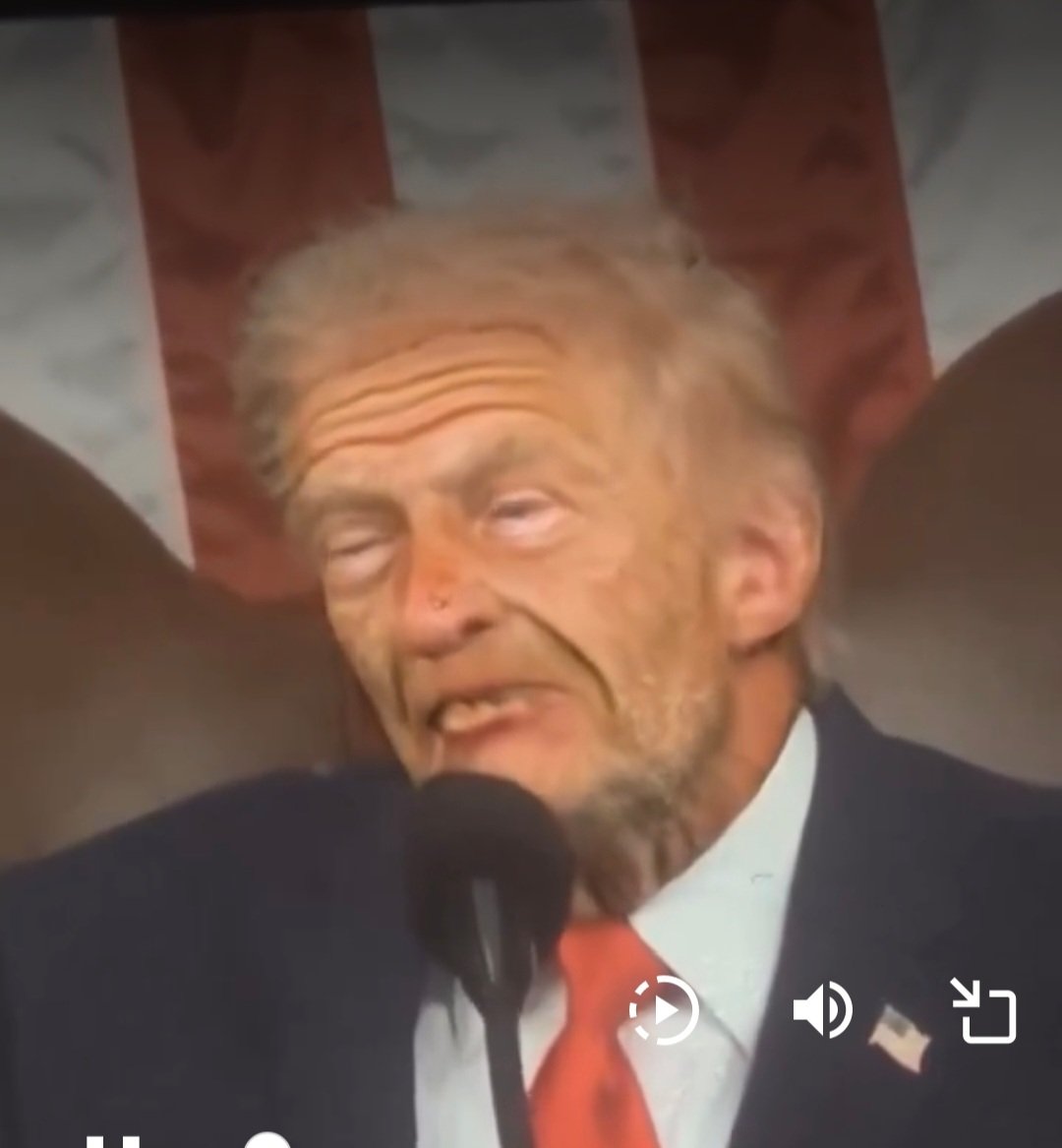 nomajor_7's tweet image. Three days into the War and the face of the Mighty Mouse!