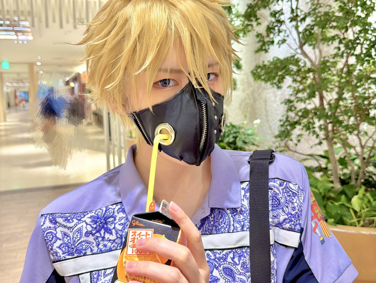 ※ cosplay / 🎾👑 / 🇪🇸

今回はかなりミュを参考にさせていただいたのですが、全体的に寄せれた気がして幸
ずっとやりたかったこの飲み方もできて幸