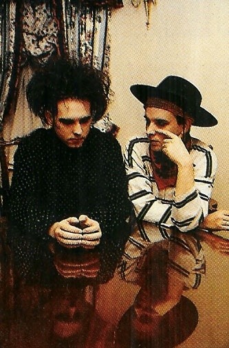 Robert And Simon Daily tweet media