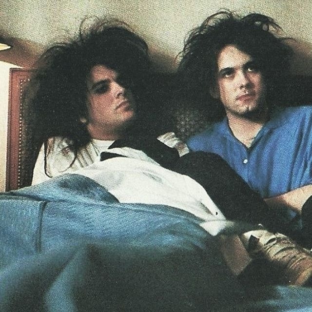 Robert And Simon Daily tweet media