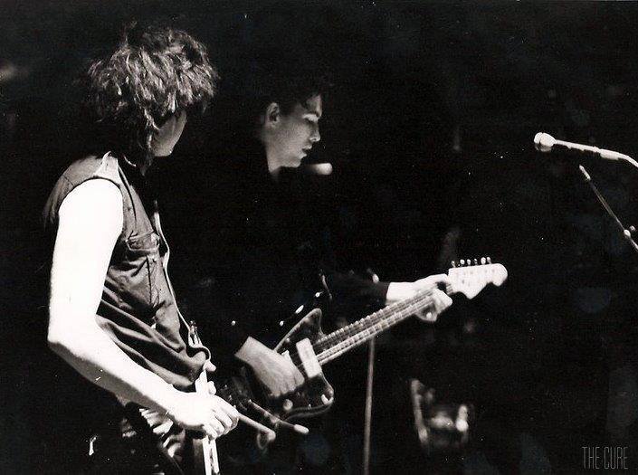 Robert And Simon Daily tweet media