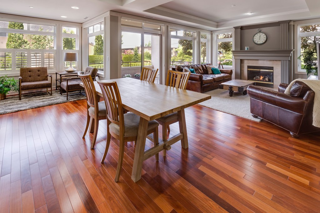 jasonhafso's tweet image. "A Seniors Real Estate Specialist® (SRES®) can provide valuable guidance and support throughout the home buying process, ensuring you find a property that meets your specific requirements." lttr.ai/AosOo

#RealEstateMarket #MobilityIssues #MyRealHome