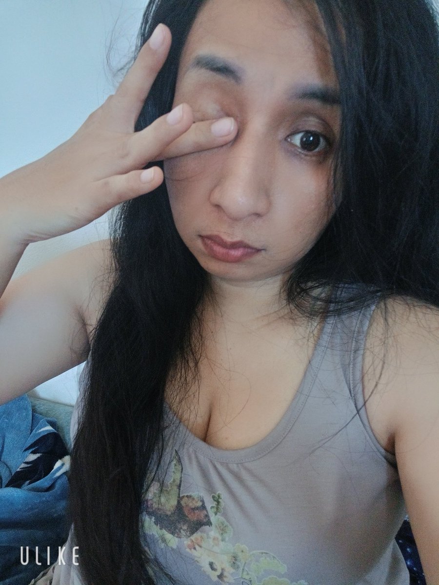 น้ำฝน tweet media