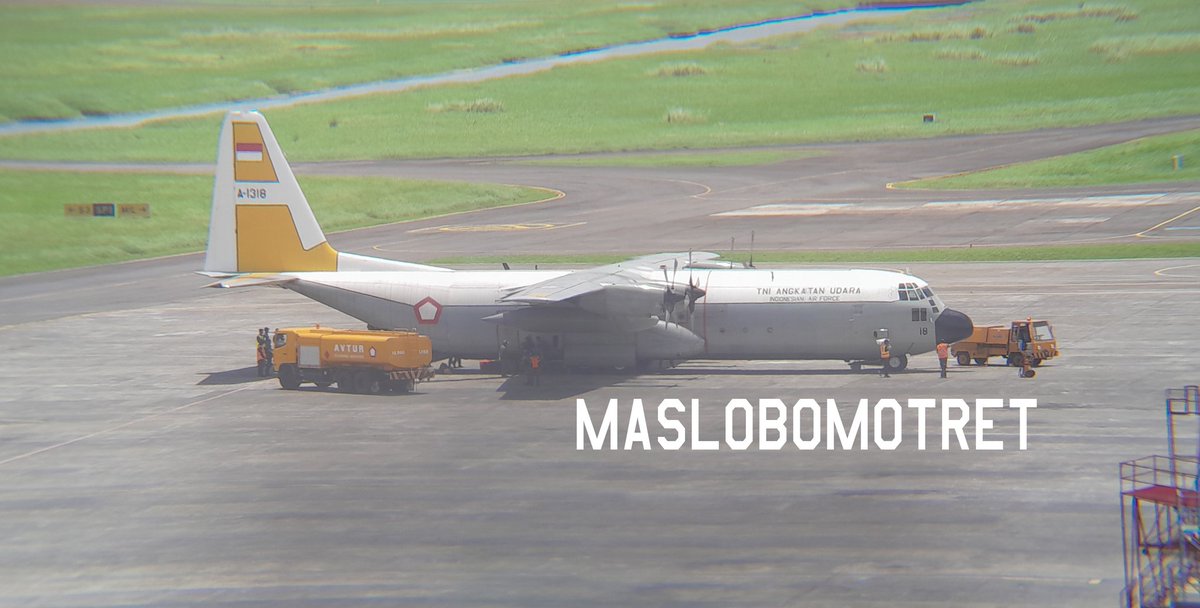 kristianlobo1's tweet image. TNI AU/Indonesian Air Force
Lockheed C-130H-30 Hercules
A-1318
Refueling at SUB/WARR
01-03-2026
📷by : Maslobo
📷: Samsung A04S 12MP Smartphone Camera with Apexel 18x Telephoto Lens

#Surabaya 
#PlaneSpotting
#PlaneSpotter
#Hercules
#C130H30
#A1318
#TNIAU
#IndonesianAirForce