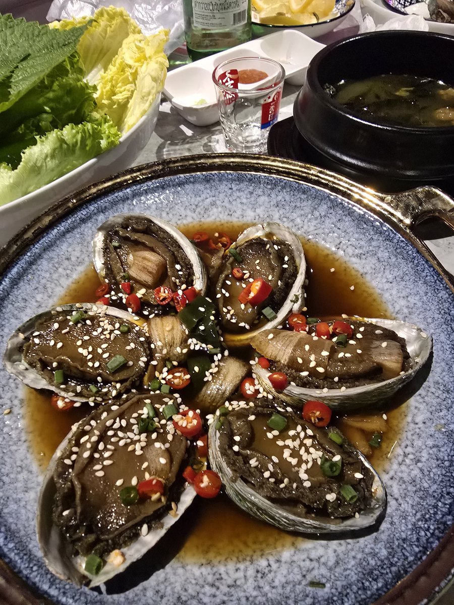 daw27559's tweet photo. มื้อเที่ยง ร้าน hanok #พัทยา https://t.co/prJkAJh8CX