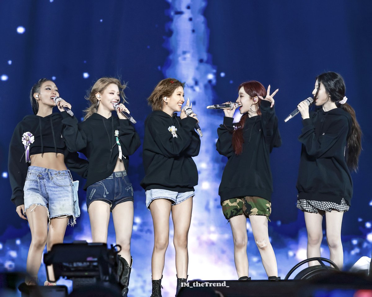 IM_theTrend_'s tweet photo. 20260222 [Syncopation] in Seoul_Day2
💜✨✨✨✨✨

#아이들 #IDLE #GIDLE
#MIYEON #미연 #MINNIE #민니 
#SOYEON #소연 #YUQI #우기 #SHUHUA #슈화 https://t.co/58qwiHwOPi